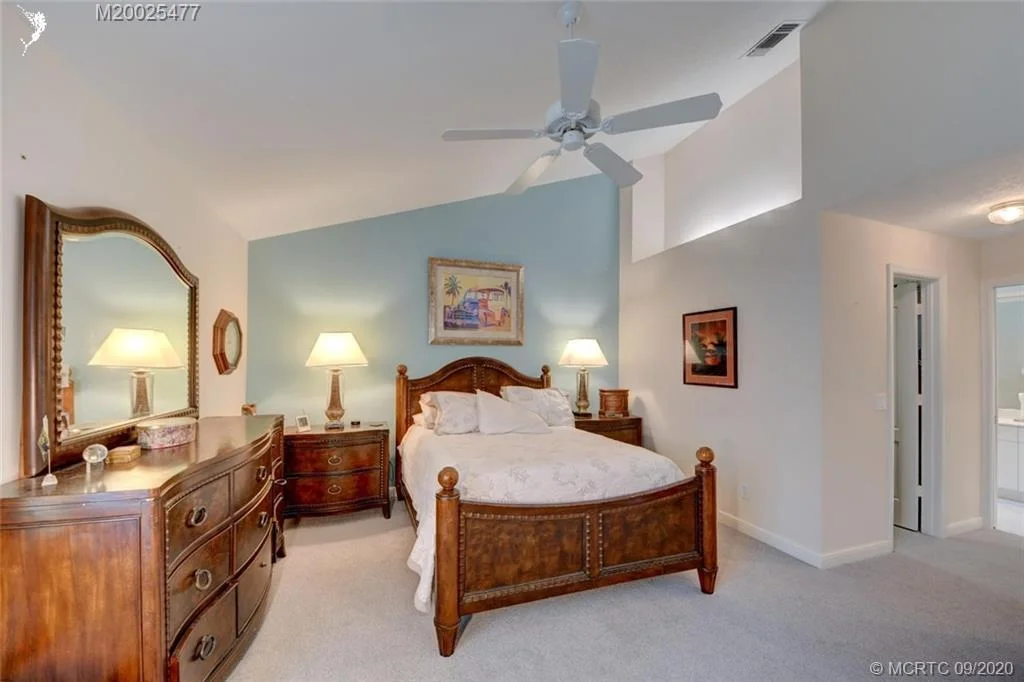 Photo of 4121 NE Moon River Circle