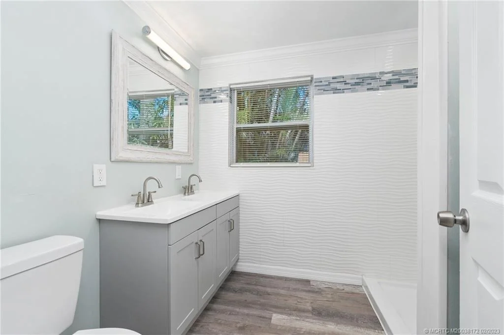Photo of 1028 NW Fork Road