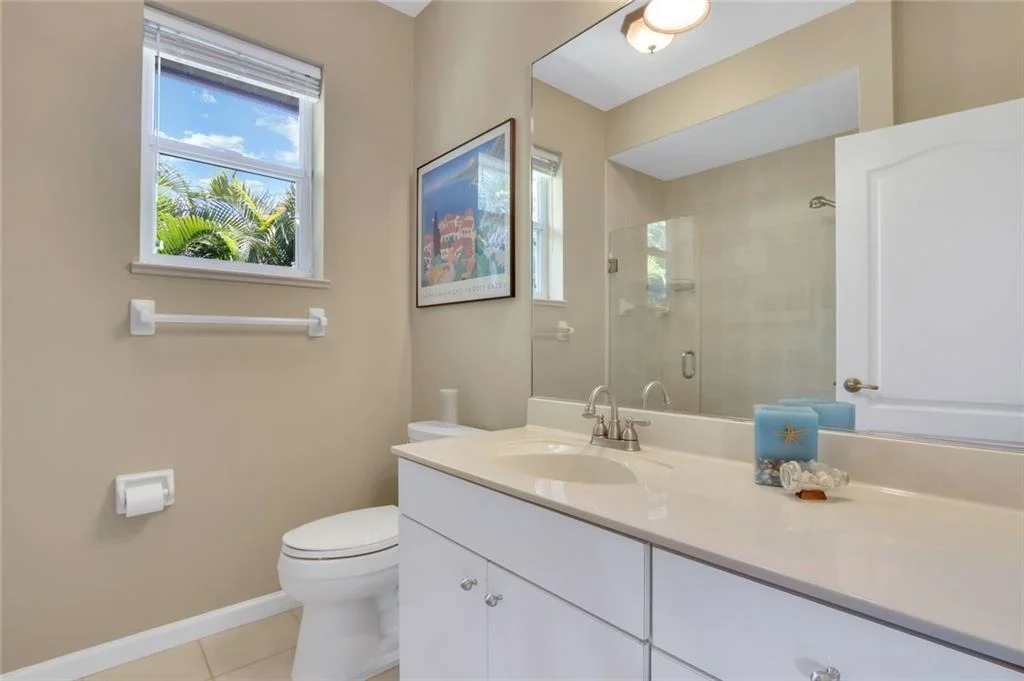 Photo of 4310 SE Bayshore Terrace