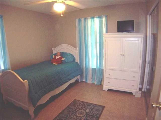 Photo of 5742 SE LAGUNA Avenue