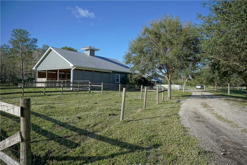 Photo of 1802 SW Trailside Path