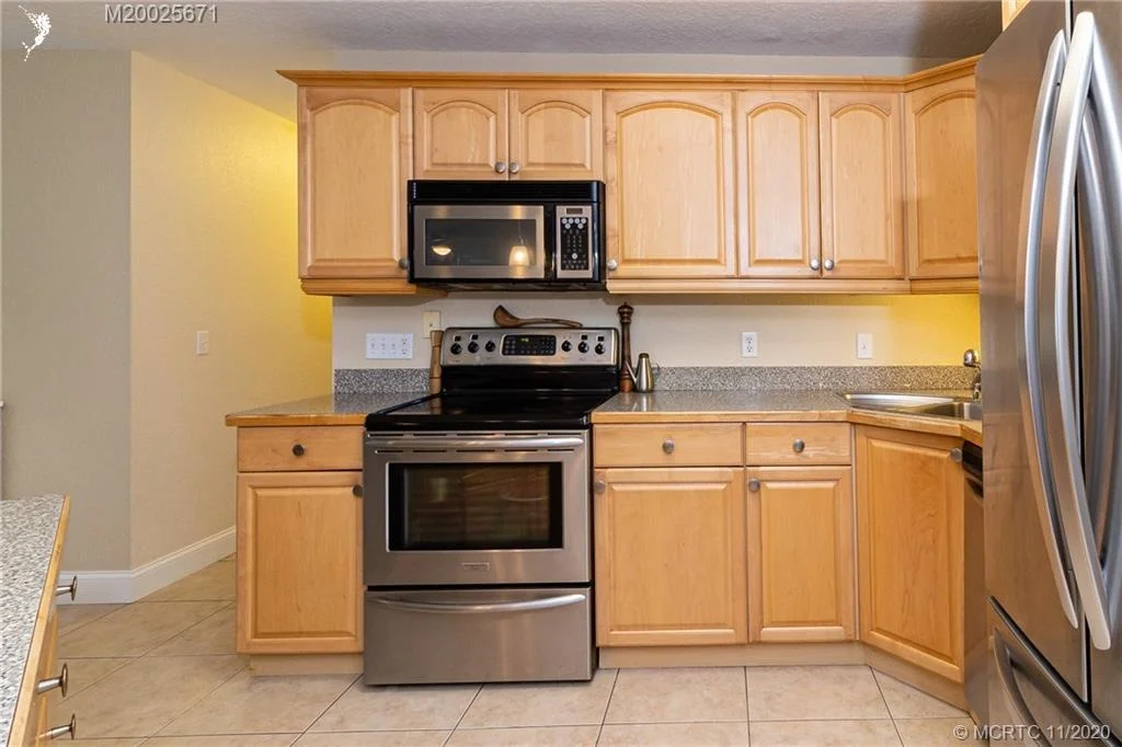 Photo of 509 SW North Riverpoint Drive