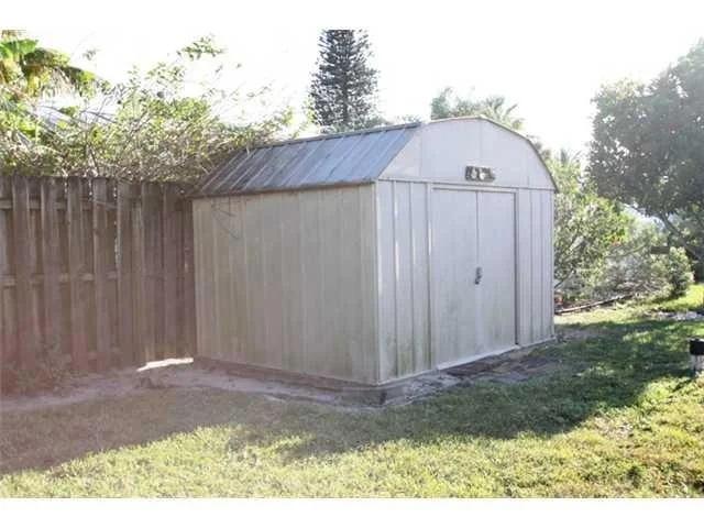 Photo of 5242 SE Nassau Terrace