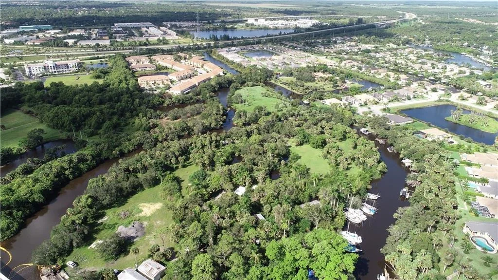Photo of 175 SW Kanner Highway