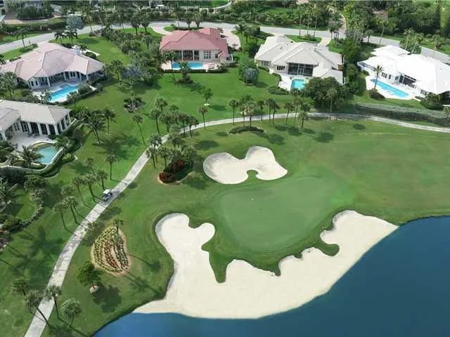 Photo of 2825 SE DUNE Drive