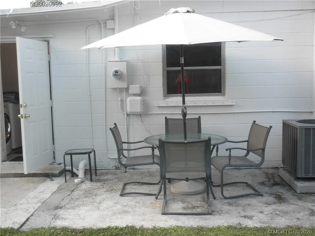 Photo of 1750 NW Sunset Boulevard