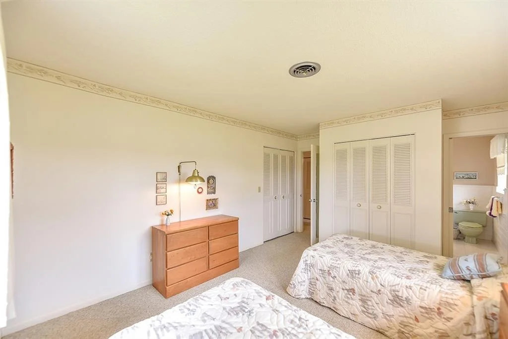 Photo of 3943 SE Fairway E