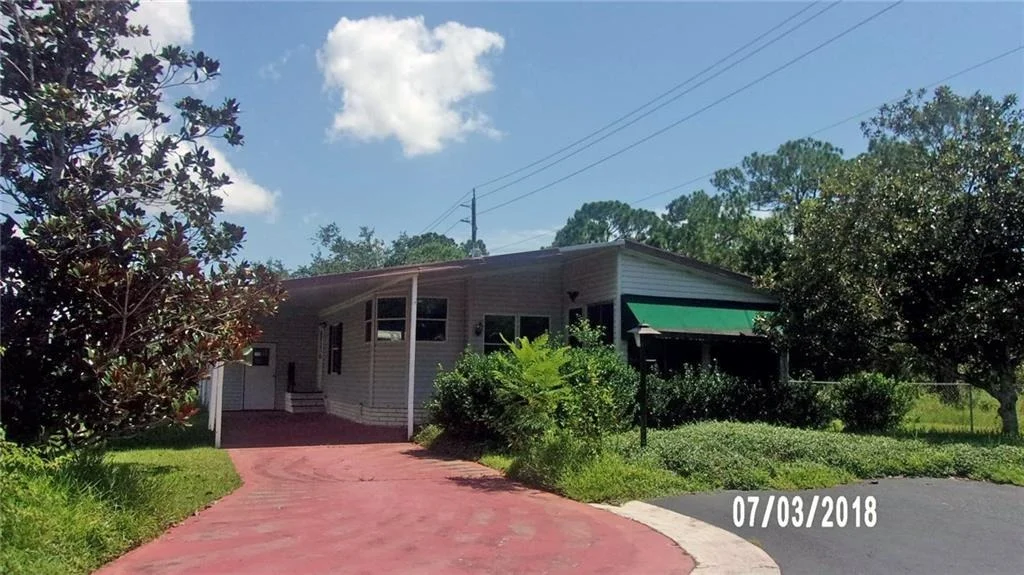 Photo of 2401 SW Olds Place