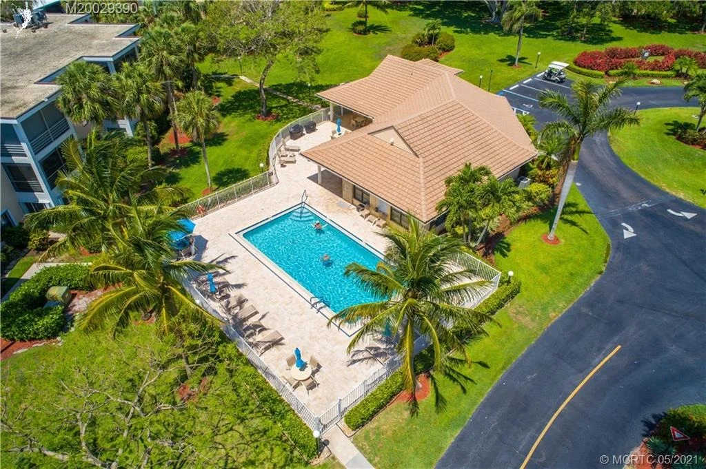 Photo of Unit 203E at 300 N Highway A1A