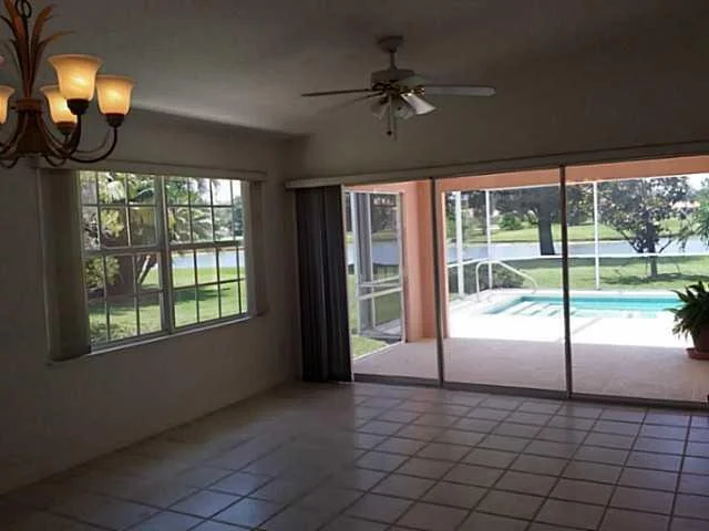 Photo of 1044 SW Tamarrow Place