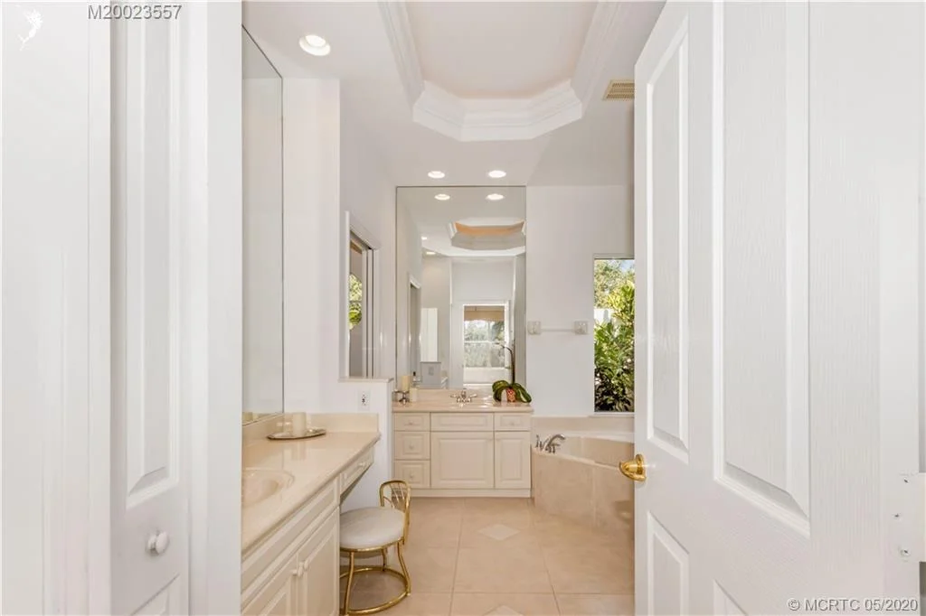 Photo of 8010 SW Yachtsmans Drive