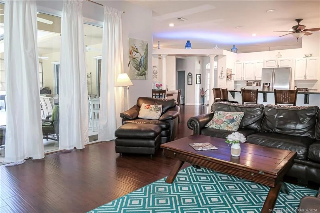 Photo of 2119 SW Danforth Circle