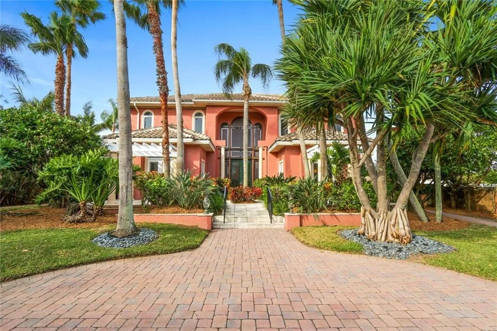 Photo of 1990 NE Ocean Boulevard