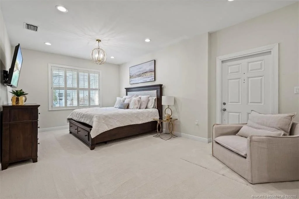 Photo of 3404 SE Inlet Harbor Trail