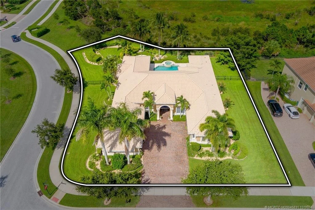 Photo of 7403 SE Laque Circle