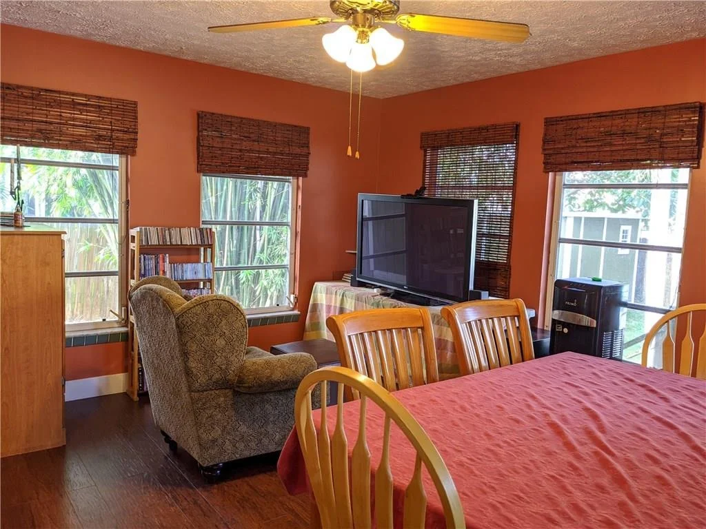 Photo of 3745 SE Middle Street