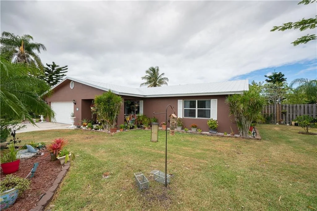 Photo of 241 SE Tressler Drive