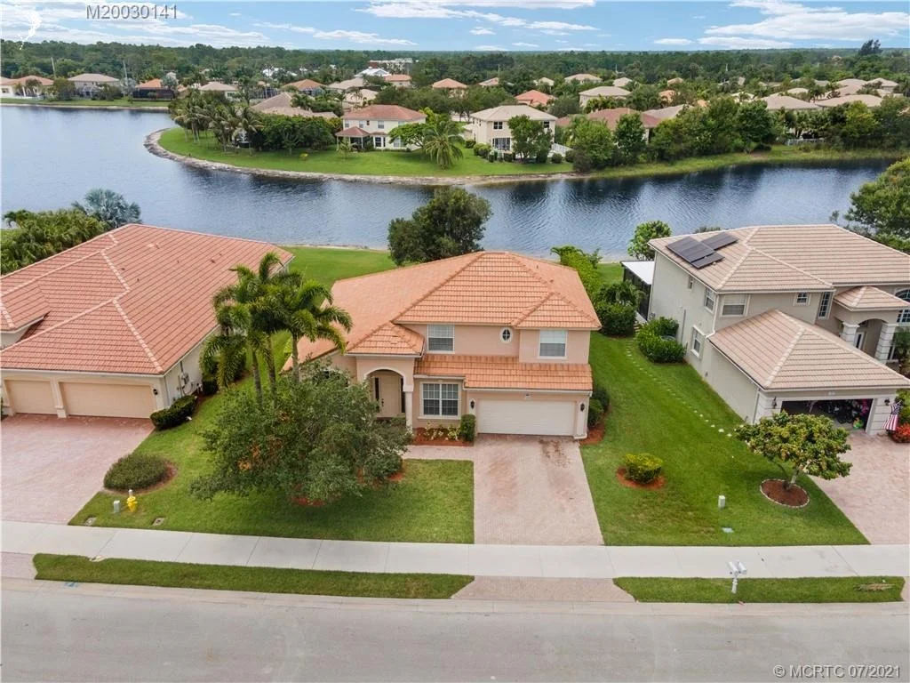 Photo of 1385 SE Legacy Cove Circle