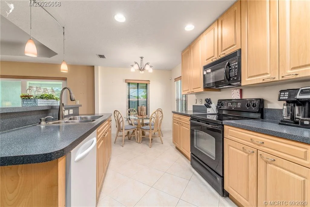 Photo of 4572 SE Murray Cove Circle