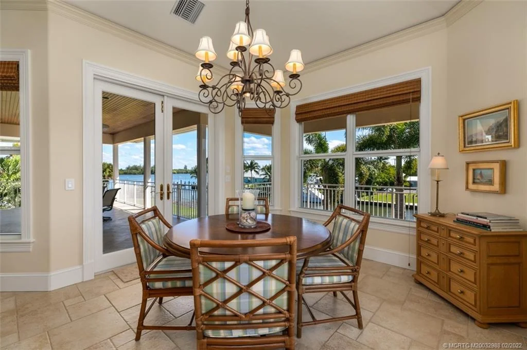Photo of 5914 SE Horseshoe Point Road
