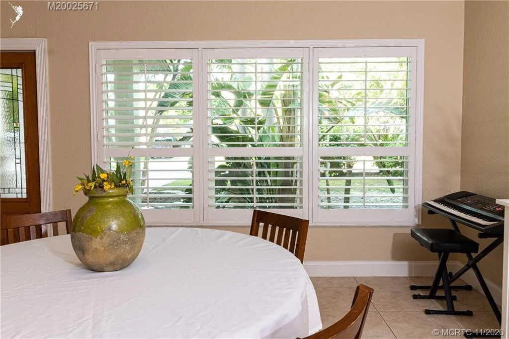 Photo of 509 SW North Riverpoint Drive