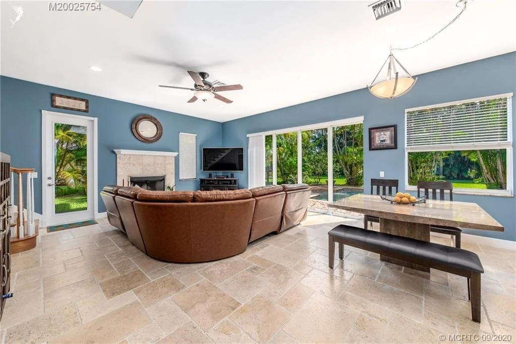 Photo of 1223 NW Spruce Ridge Drive