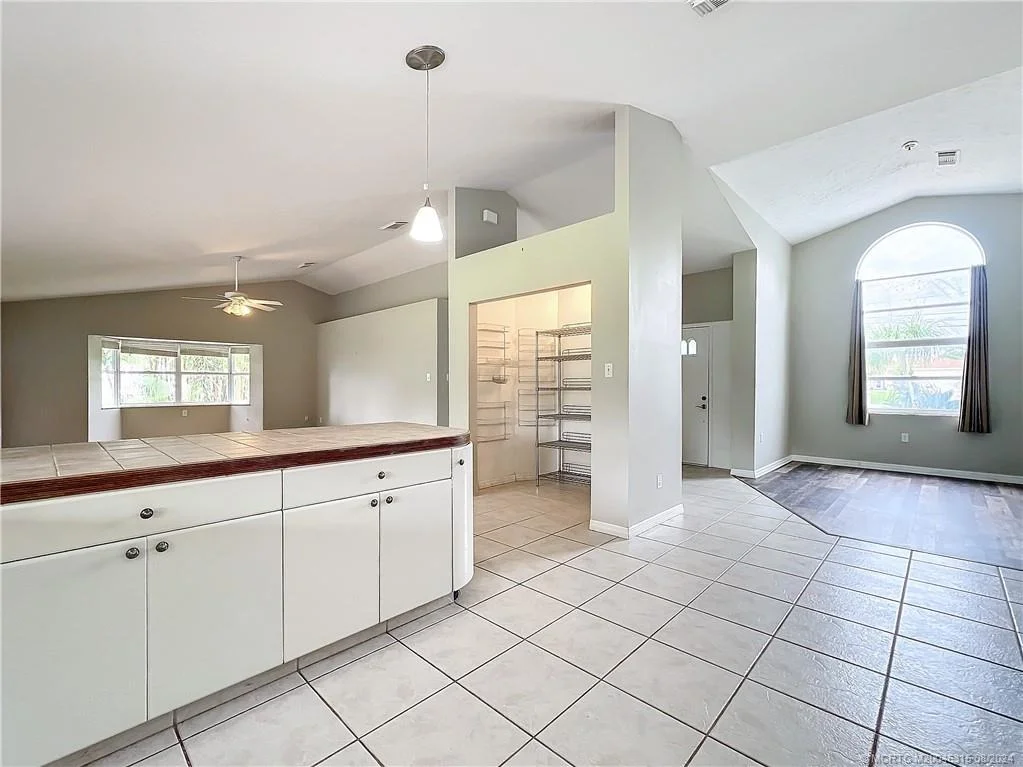 Photo of 5204 Silver Oak Drive