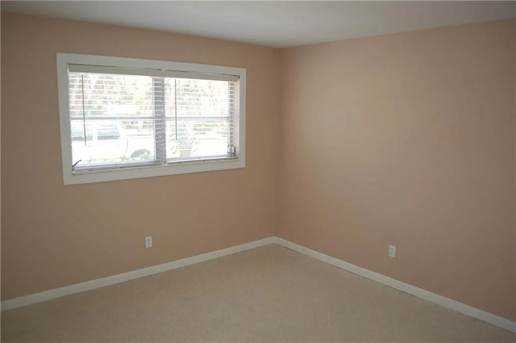 Photo of 444 SE Fini Drive