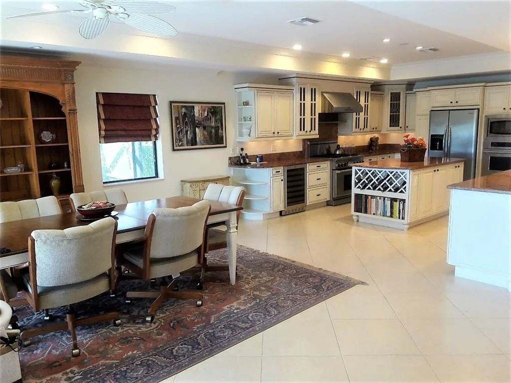 Photo of 3422 SE Fairway W