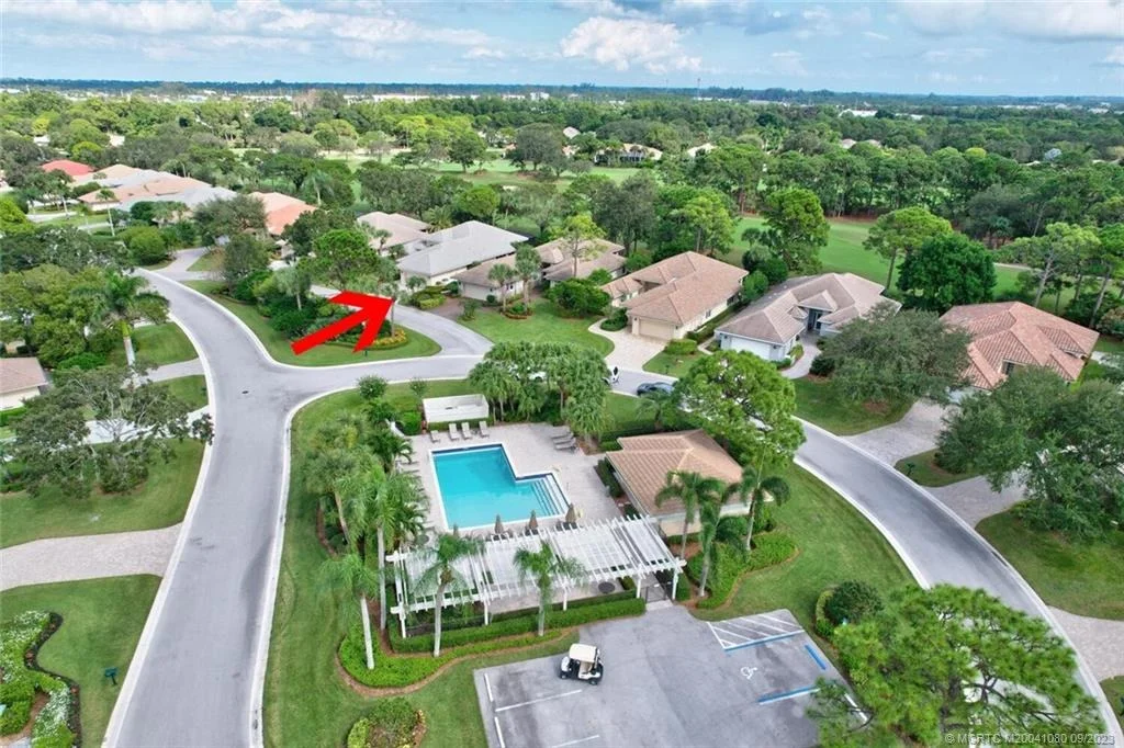 Photo of 3531 SE Cambridge Drive