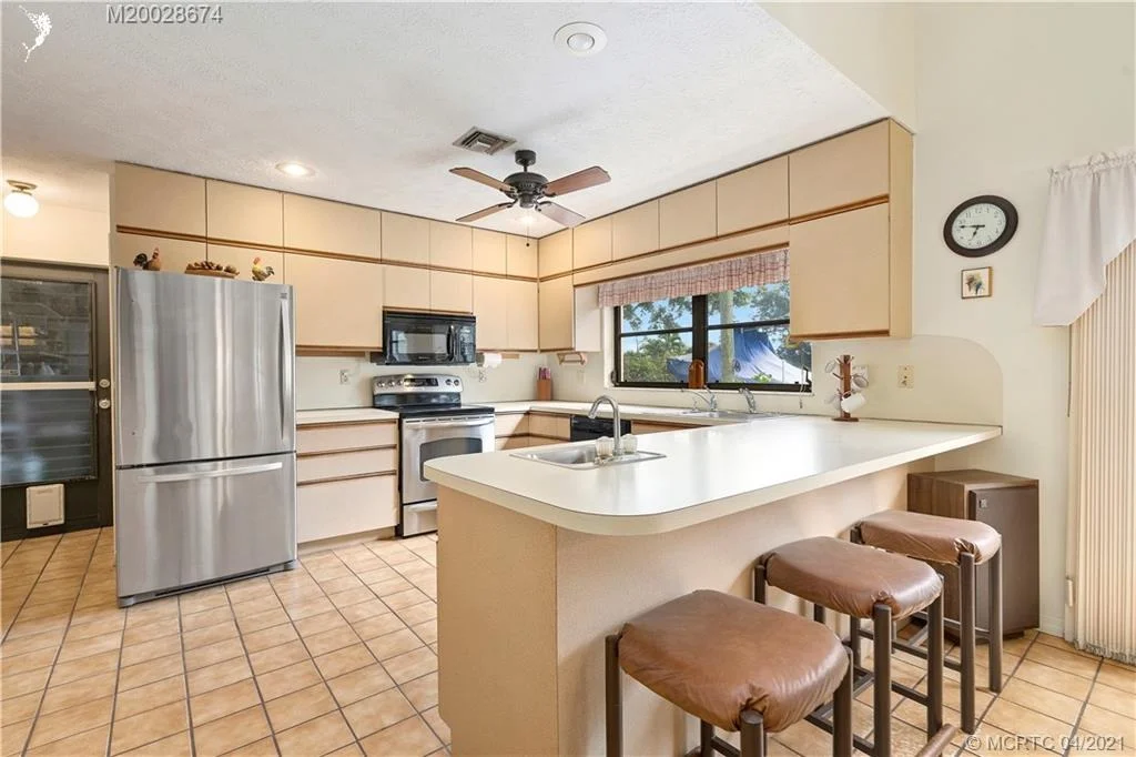 Photo of 5558 SE Major Way
