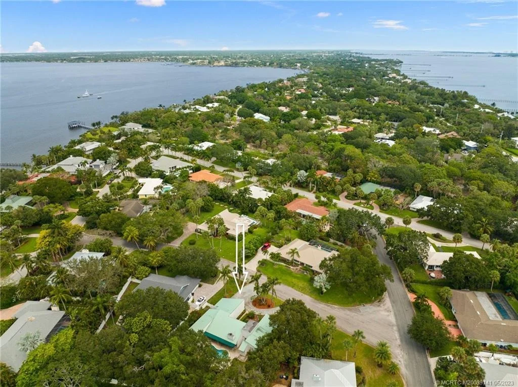 Photo of 3 Gumbo Limbo Way
