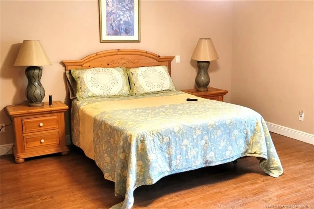 Photo of 3852 SE Fairway W