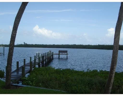 Photo of 4000 NE JOES POINT Road