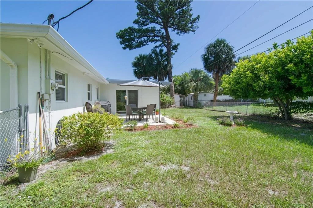 Photo of 715 SE Alamanda Way
