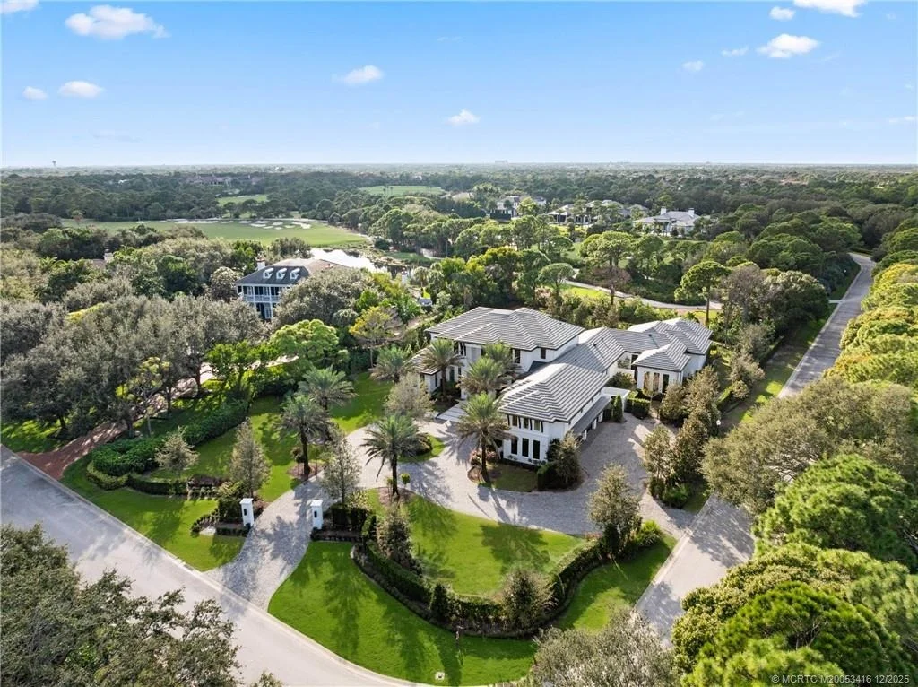 Photo of 210 Bears Club Drive