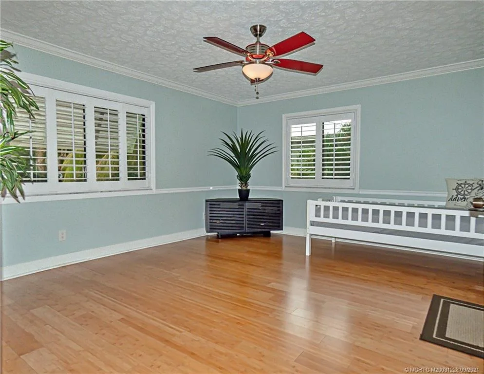 Photo of 765 SW Rustic Circle