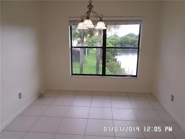 Photo of Unit 606 at 950 S Kanner Highway