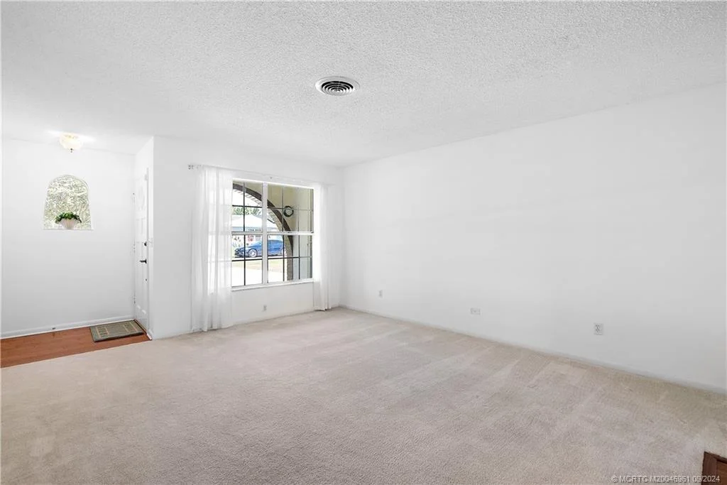 Photo of 1098 NW 13th Street
