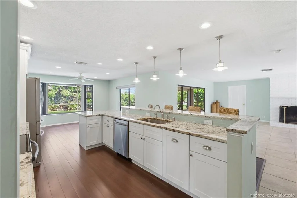 Photo of 3131 SE Fairway W