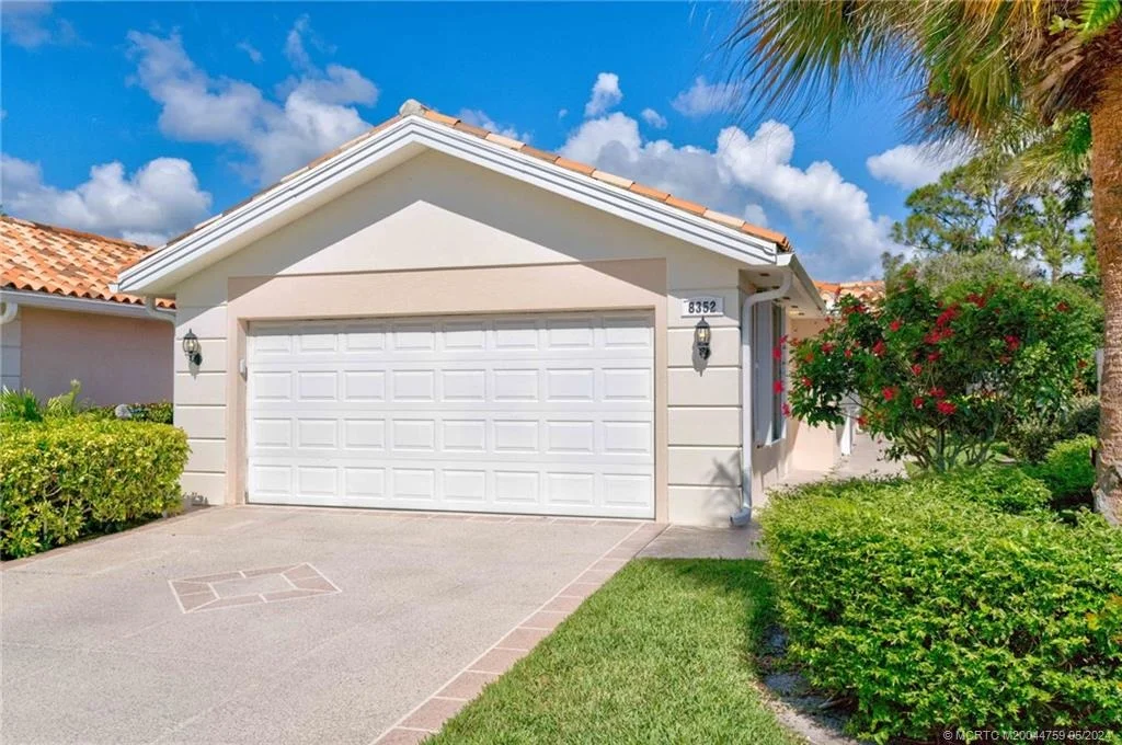 Photo of 8352 SE Double Tree Drive SE