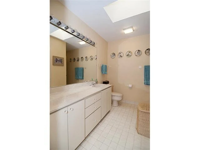 Photo of 121 Hillcrest Drive