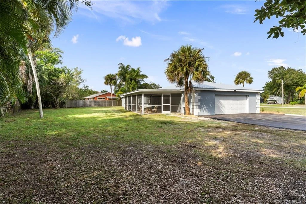 Photo of 693 NW Spruce Ridge Drive