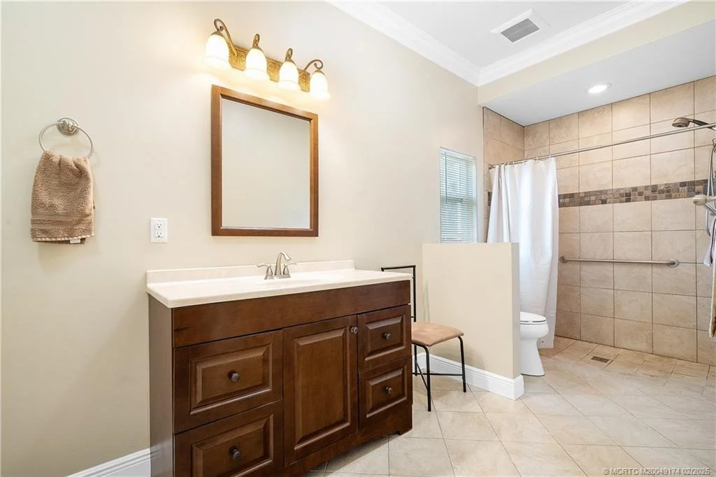 Photo of 4732 SE Starling Way