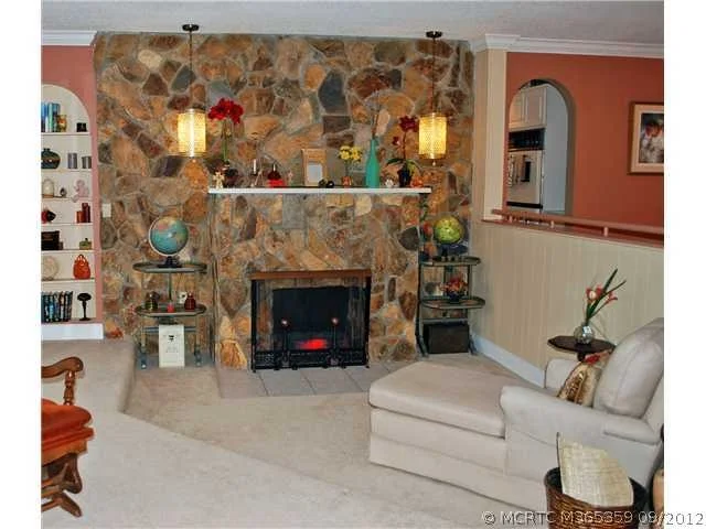 Photo of 1296 NW Pine Ridge Trail