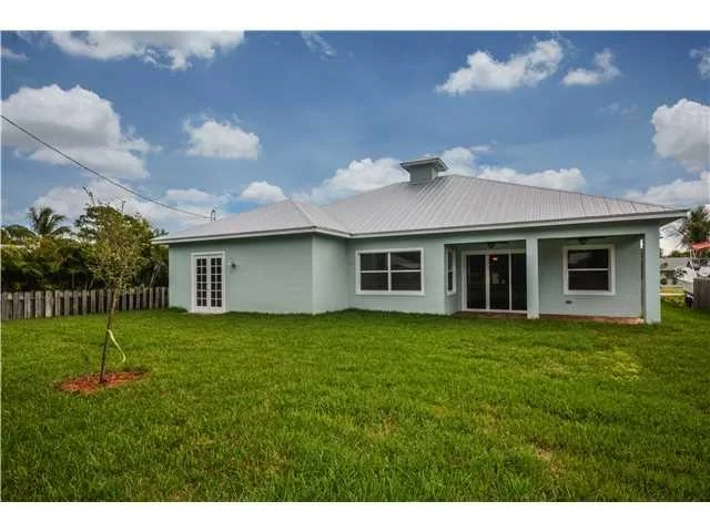 Photo of 4370 SE Bayshore Terrace
