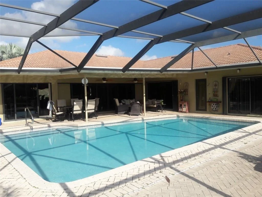 Photo of 3422 SE Fairway W