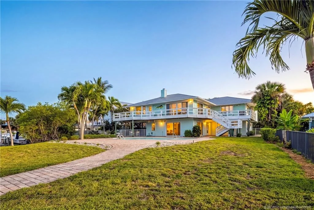 Photo of 5644 SE Harbor Terrace
