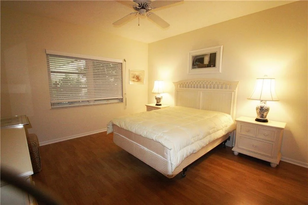 Photo of 3832 SE Fairway W