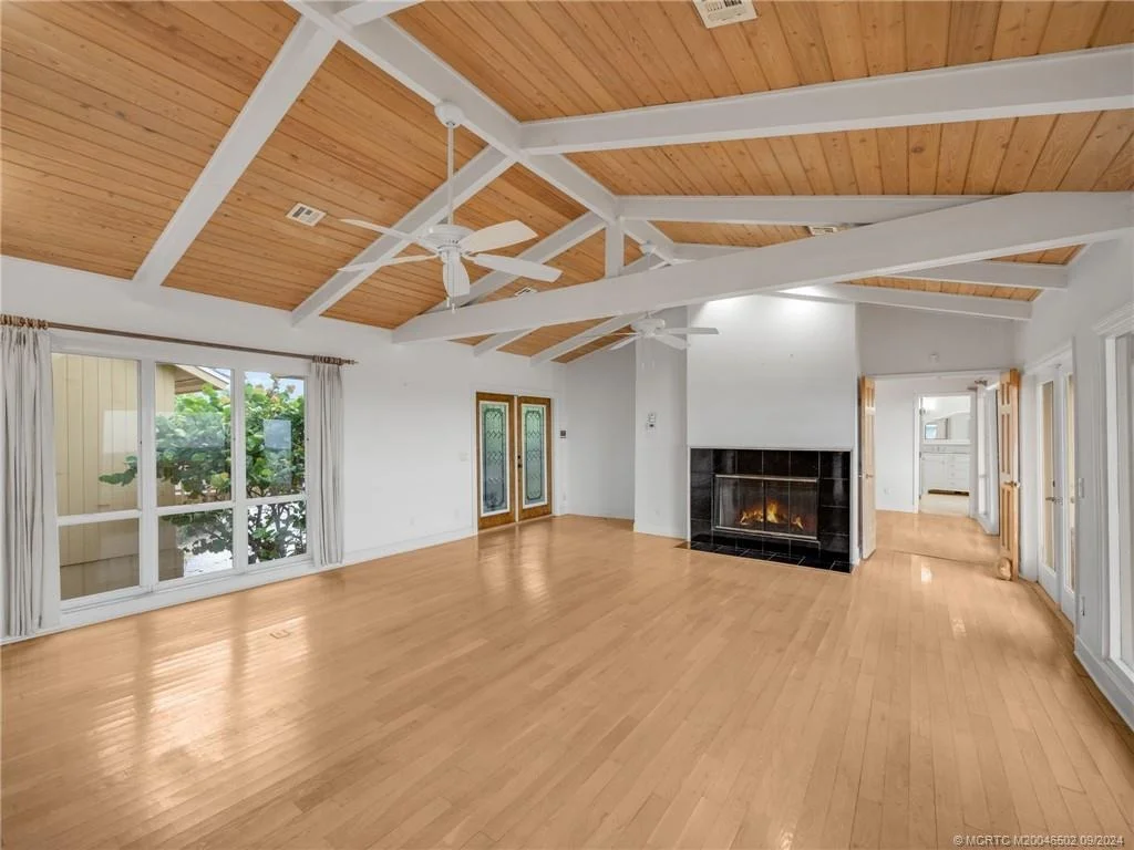 Photo of 1121 SE Macarthur Boulevard